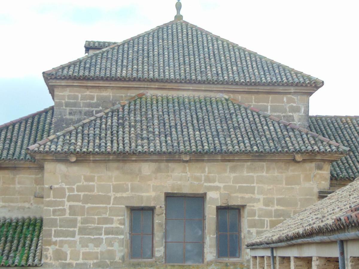 Vivienda Turistica Bufer Apartment Ubeda  Bagian luar foto